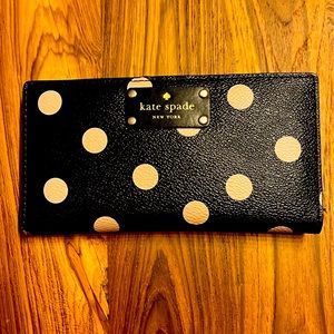 Black Kate Spade Wallet